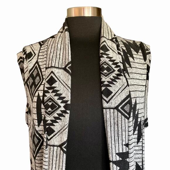 Multimedia Vest Cardigan Black & White Lace Back LARGE Southwest Western Cowgirl - Picture 4 of 7